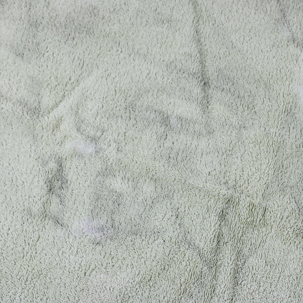 Lot Of 2 Unbranded Solid Green (Light & Lighter) Color Bath Towels (24" x 50.5")