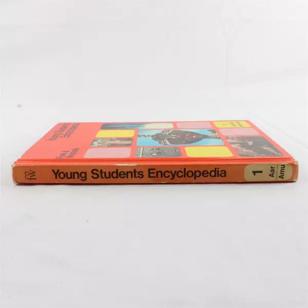 Funk & Wagnalls Young Students Encyclopedia Vol 1 Aardvark-Amundsen 1973