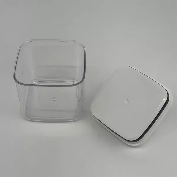 Better Homes & Gardens Canister 4.5 Cup Flip-Tite Square Food Storage Container