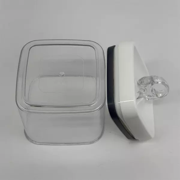 Better Homes & Gardens Canister 4.5 Cup Flip-Tite Square Food Storage Container