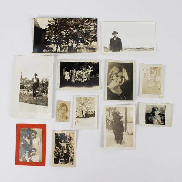 Lot Of 12 Vintage Family Snapshot Photos