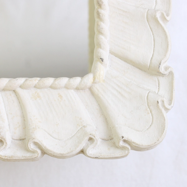 1960s Syroco Wood Scalloped Edge Wall Hanging Mirror 9 1/2" by 7 1/2"