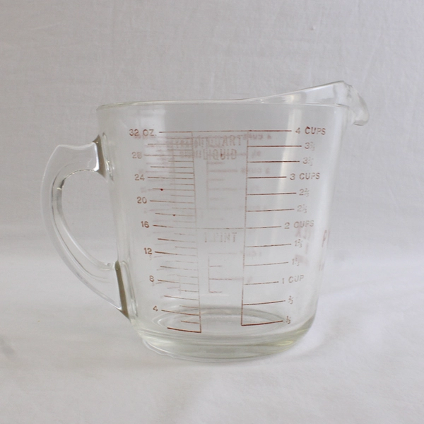 Pyrex 4-Cup Measuring Glass #532 Red Lettering FLAWED