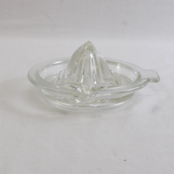 Unmarked Clear Glass Hand Juicer Citrus Reamer FLAW