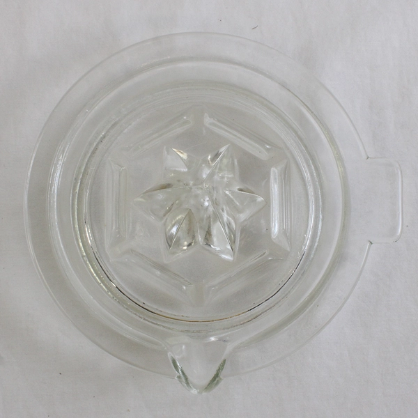 Unmarked Clear Glass Hand Juicer Citrus Reamer FLAW