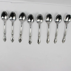 Oneida Silver Wm A Rogers Deluxe 8-Piece Lot Huntington Pattern Oval Soup Spoons