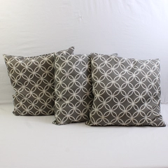 Set Of 3 Matching Unbranded Square Decorative Grey/White Pillows 15.5" x 15.5"