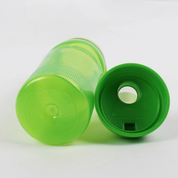 Rubbermaid Green Plastic Water/Beverage Bottle 20 Oz ReUsable Refillable 8.75"