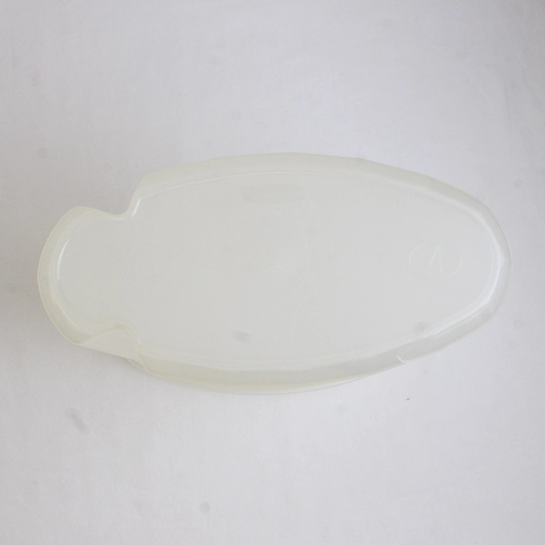 Rubbermaid Servin' Saver 3.5-Quart White EZ Lid Food Container #4