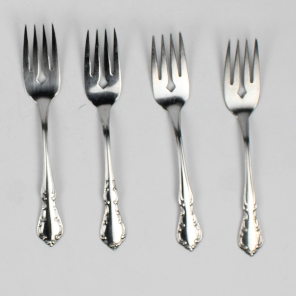 Lot Of 4 Oneida Silver St. Louis (Stainless) Flatware Salad Forks 6.25" Long