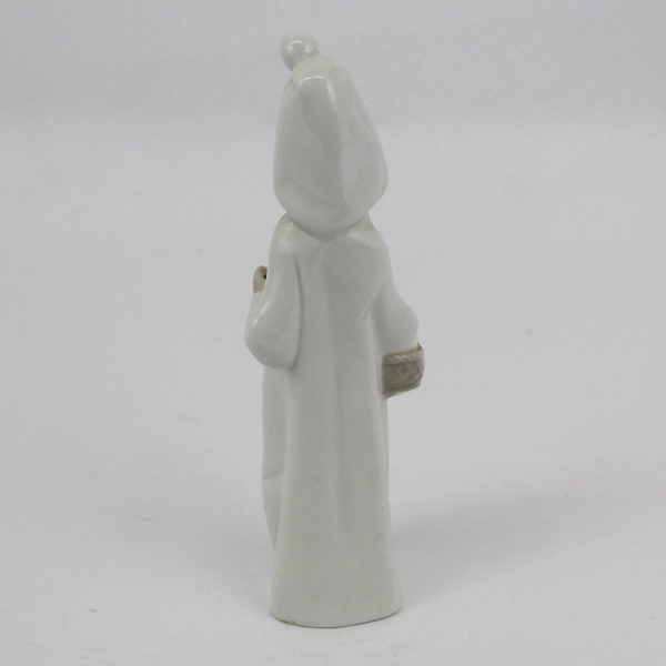 1970 Lladro 4678 Shepherdess w/ Basket As-Is Broken And Missing Staff