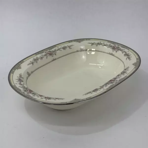 Noritake Shenandoah 9729 Bone China Japan Rim Ivory Oval 10.5" Vegetable Bowl