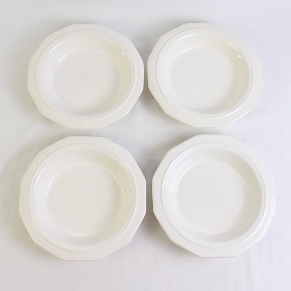 Lot Of 4 Pfaltzgraff Heritage White Pattern Ceramic Rim Soup Bowl 8.75" Diameter