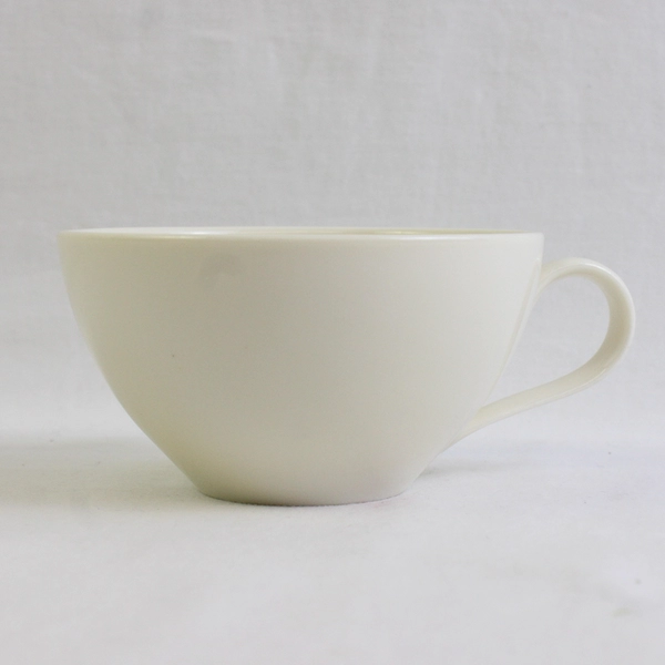 VTG Eva Zeisel Castleton Museum White Flat Cup