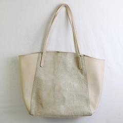 Nordstrom Inc Cream Faux Leather/Suede Women's Tote Bag W/ Matching Clutch