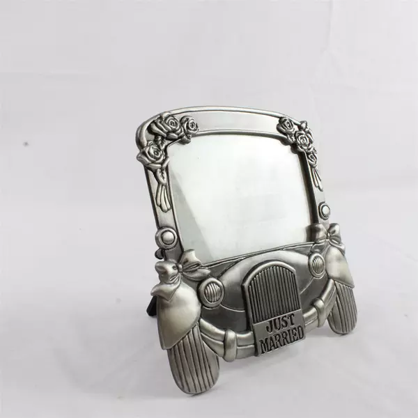 Sixtrees Pewter Vintage Photo Just Married Picture Frame 5 × 3.5"