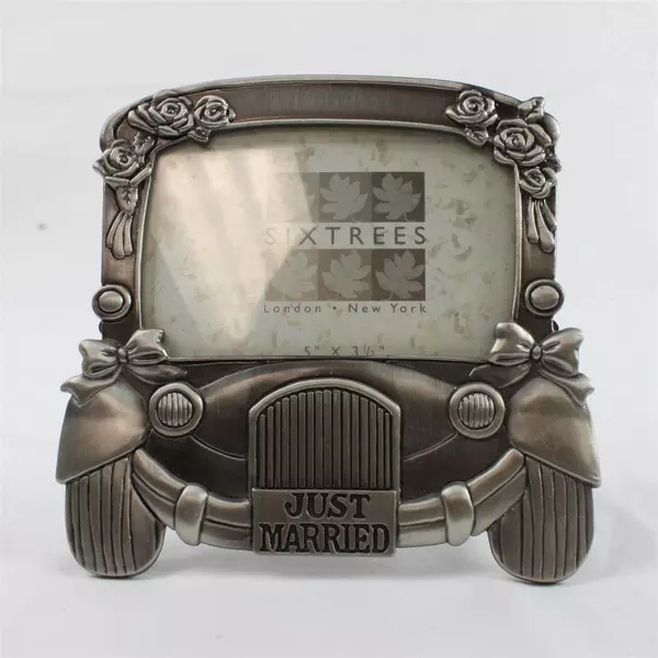 Sixtrees Pewter Vintage Photo Just Married Picture Frame 5 × 3.5"