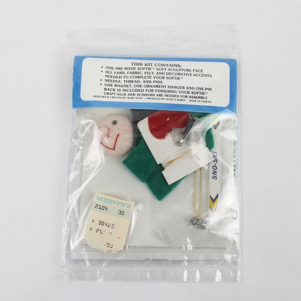 Lot Of 2 1982 Softies Sculpture Faces To Decorate Kits Baseball Player & Skier