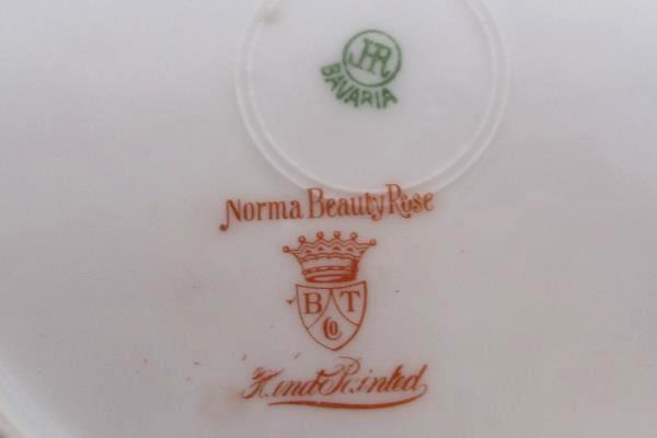 Lot of 2 Hand Painted Plates Norma Beauty Rose DeWitt La Lufadora Mexico