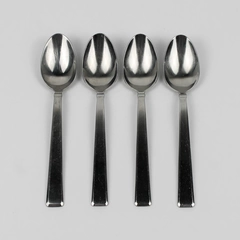 Lot Of 4 Cambridge Silver Reston (Stainless) Flatware Table Spoons 8" Long