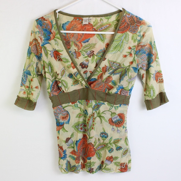 Sweet Pea Women's M Green Floral Mesh Faux Wrap Half Sleeve Top 