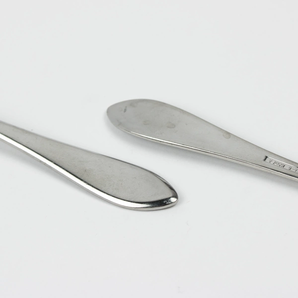 Lot of 5 Retroneu Roseanne Teaspoons 18/8 Stainless 6.25 Inches