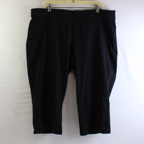 Lane Bryant Solid Black Athletic Capri Leggings Women's Size 22/24