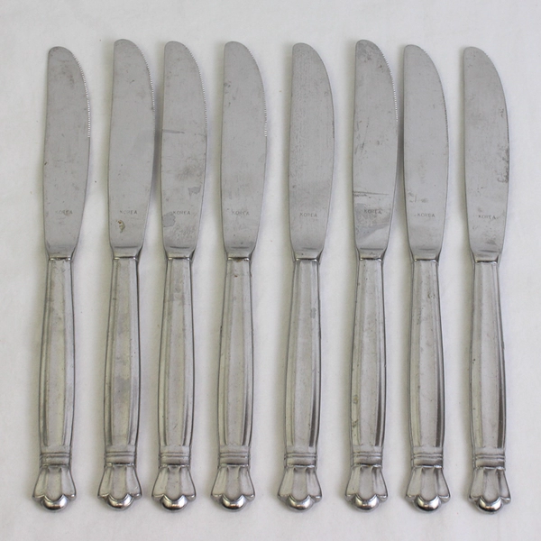 Set of 8 Retroneu Royale Pattern 18/8 Stainless Modern Solid Knives 9 Inches