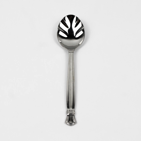A Retroneu Royale Pattern 18/8 Stainless Sugar Shell Spoon 6.25 Inches