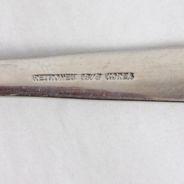 Lot of 2 Retroneu Orion Pattern 18/8 Stainless Sugar Shell Spoons 6.25 Inches