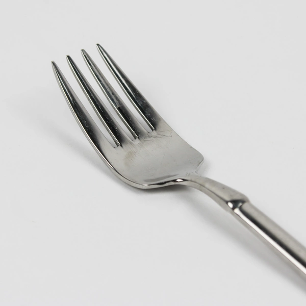 Lot of 2 Retroneu RTR22 Pattern 18/10 Stainless Salad Forks 6.5 Inches