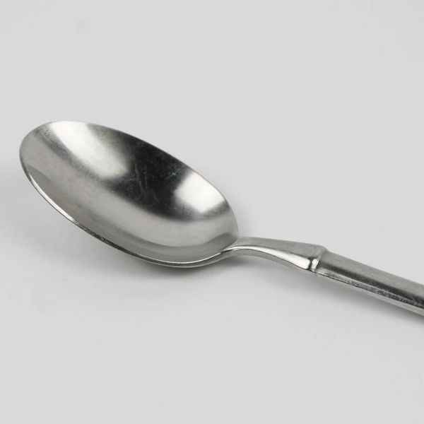 Lot of 3 Retroneu RTR22 Pattern 18/10 Stainless Oval Soup Spoons 7.5 Inches Rare