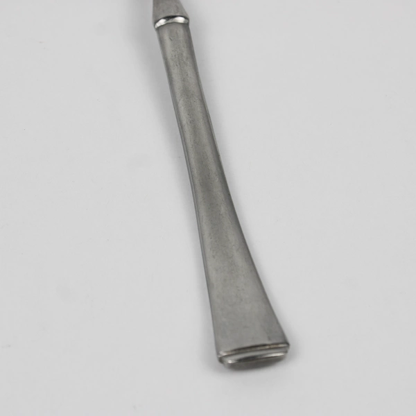 Lot of 3 Retroneu RTR22 Pattern 18/10 Stainless Oval Soup Spoons 7.5 Inches Rare