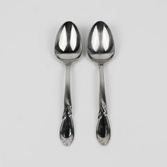 Lot of 2 Retroneu Stephanie Pattern 18/8 Stainless Oval Soup Spoons 7.25 Inches