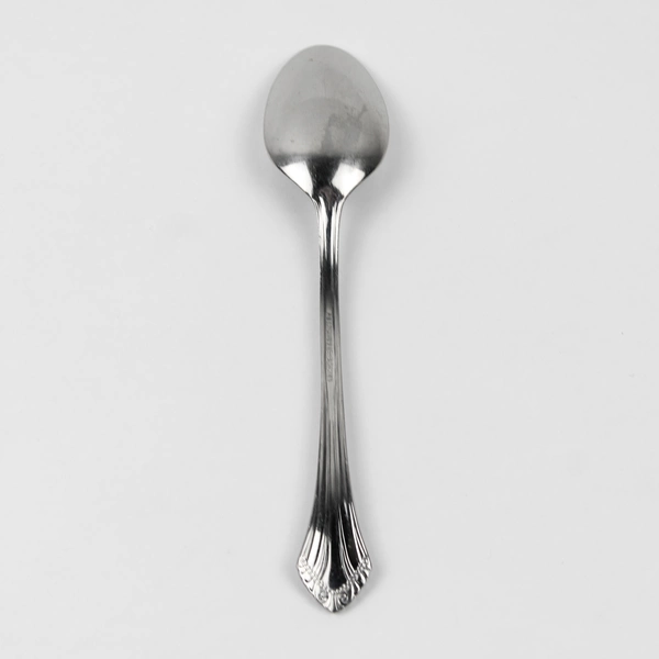 A Retroneu the Strand Pattern 18/8 Stainless Steel Teaspoon 6.5 Inches 