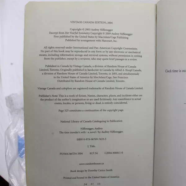 The Time Traveler's Wife by Audrey Niffenegger Paperback Novel 