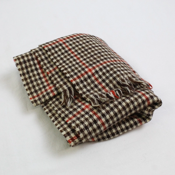 Brown and Red Houndstooth Pattern Knit Scarf With Fringe 11" x 55"