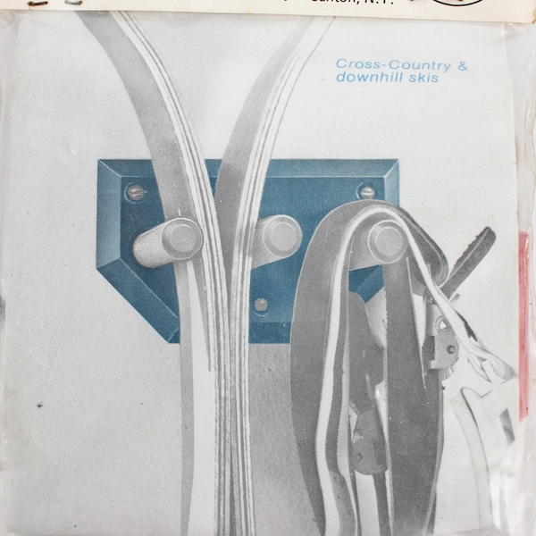 NOS Vintage Northern Manufacturers Ski-T Wall-Mounted Ski Hanger