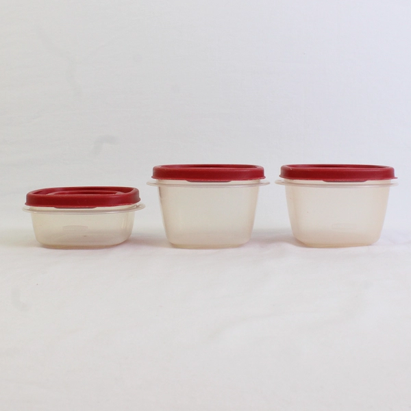 Lot of 3 Rubbermaid 1.25 Cups and 2 Cups Containers 7J56-10 and 7J57-2