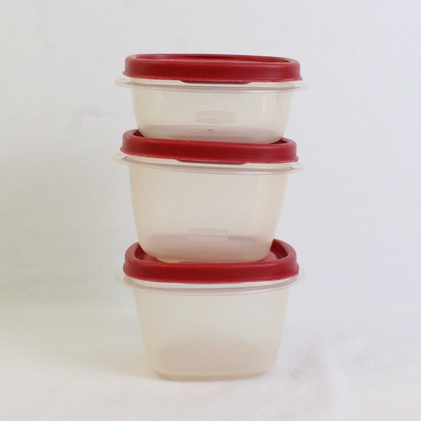 Lot of 3 Rubbermaid 1.25 Cups and 2 Cups Containers 7J56-10 and 7J57-2