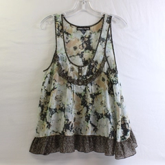 Living Doll Multicolor Floral Sleeveless Top Women's Size Medium