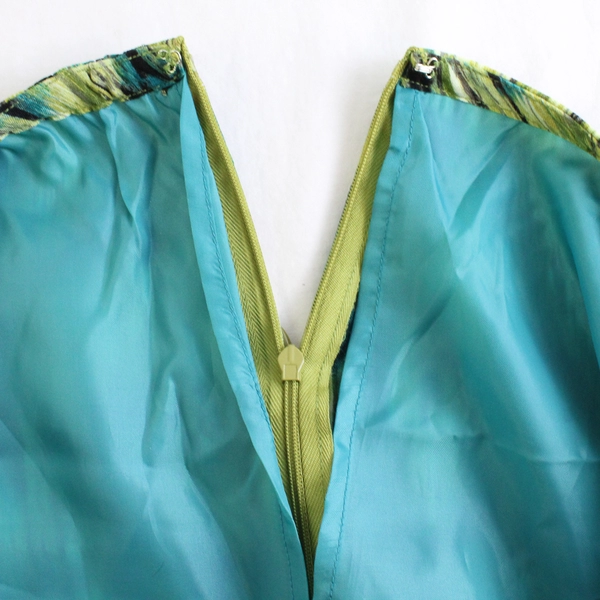 RQT Women's 16 Green Abstract Side Zip A Line Midi Skirt