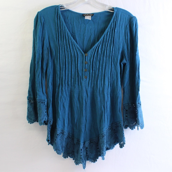 Venus Teal Blue 3/4-Sleeve V-Neck Top Crochet Trim Women's Size Small