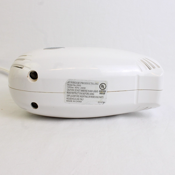 Oster 2500 120Vac 60 Hz 240W 5-Speed Hand Mixer