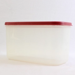 Rubbermaid 2.5 L Plastic Food Storage Container 7N02-2 Red Lid FLAWED