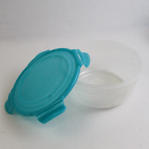 Set of 6 Lock & Lock 100 ml to 2.1 L Plastic Food Storage Bowls Blue Lids
