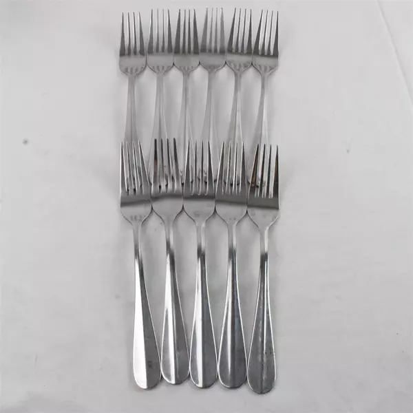 Set of 11 Cambridge Aurora Stainless Steel 8 1/4" Place Dinner Forks