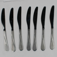 Lot of 7 Cambridge Silver Gravity Sand Dinner Knives Stainless 9" Satin Glossy