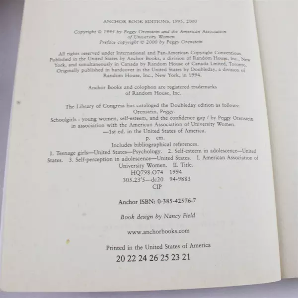 Schoolgirls Young Women Self Esteem Confidence Gap Paperback 