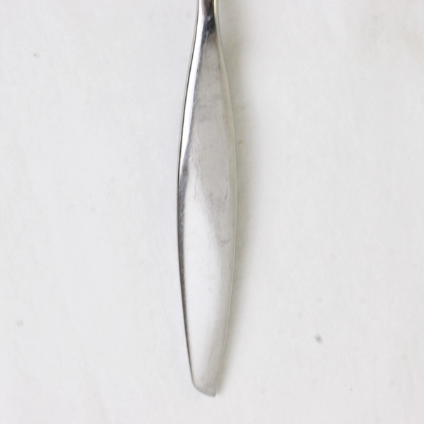 Lot of 2 Retroneu Roadway Stainless Steel 18/10 Oval Soup Spoons 7.88 Inches